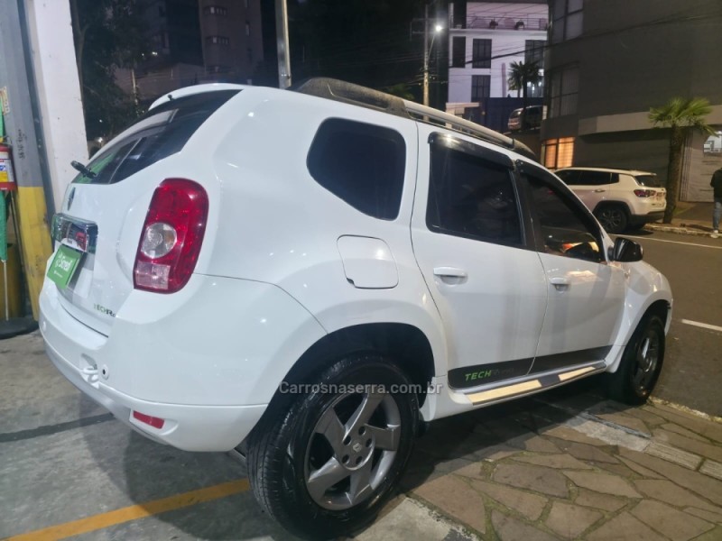 DUSTER 2.0 TECH ROAD 4X2 16V FLEX 4P MANUAL - 2014 - BENTO GONçALVES