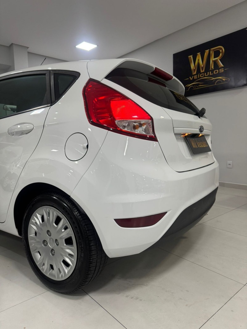 FIESTA 1.6 SE HATCH 16V FLEX 4P MANUAL - 2017 - BENTO GONçALVES