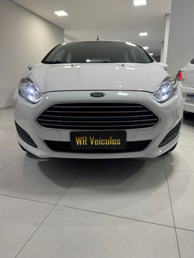 FIESTA 1.6 SE HATCH 16V FLEX 4P MANUAL - 2017 - BENTO GONçALVES