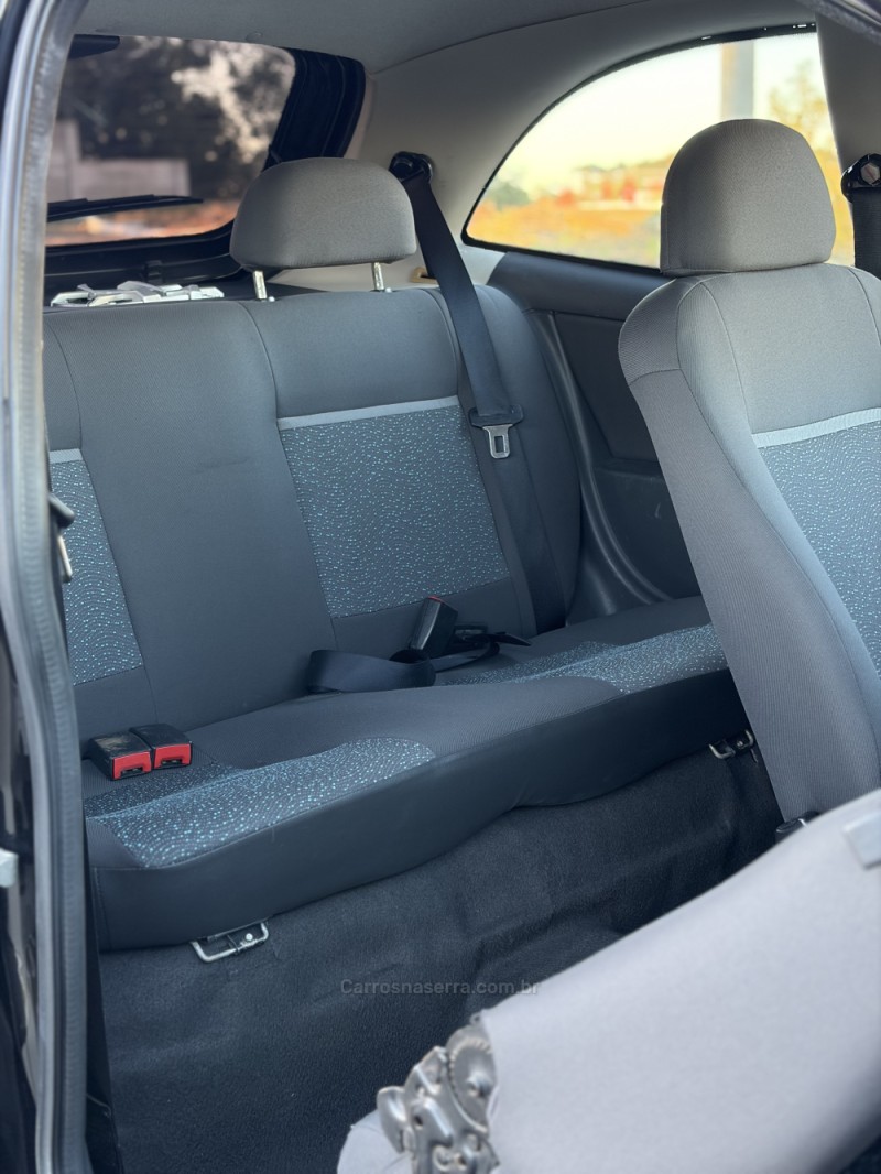 CELTA 1.0 MPFI LS 8V FLEX 2P MANUAL - 2014 - FLORES DA CUNHA