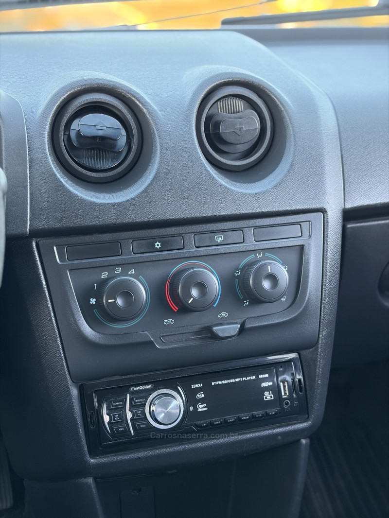 CELTA 1.0 MPFI LS 8V FLEX 2P MANUAL - 2014 - FLORES DA CUNHA