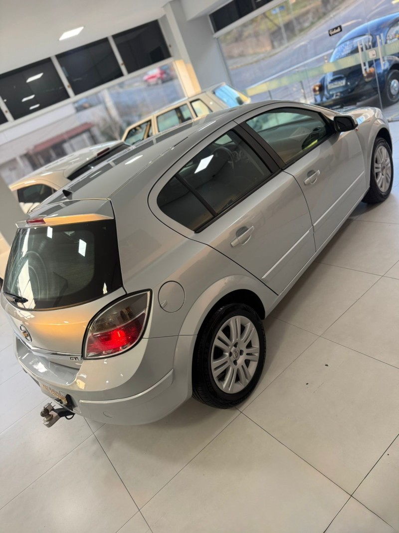 VECTRA 2.0 MPFI GT HATCH 8V FLEX 4P MANUAL - 2008 - BENTO GONçALVES