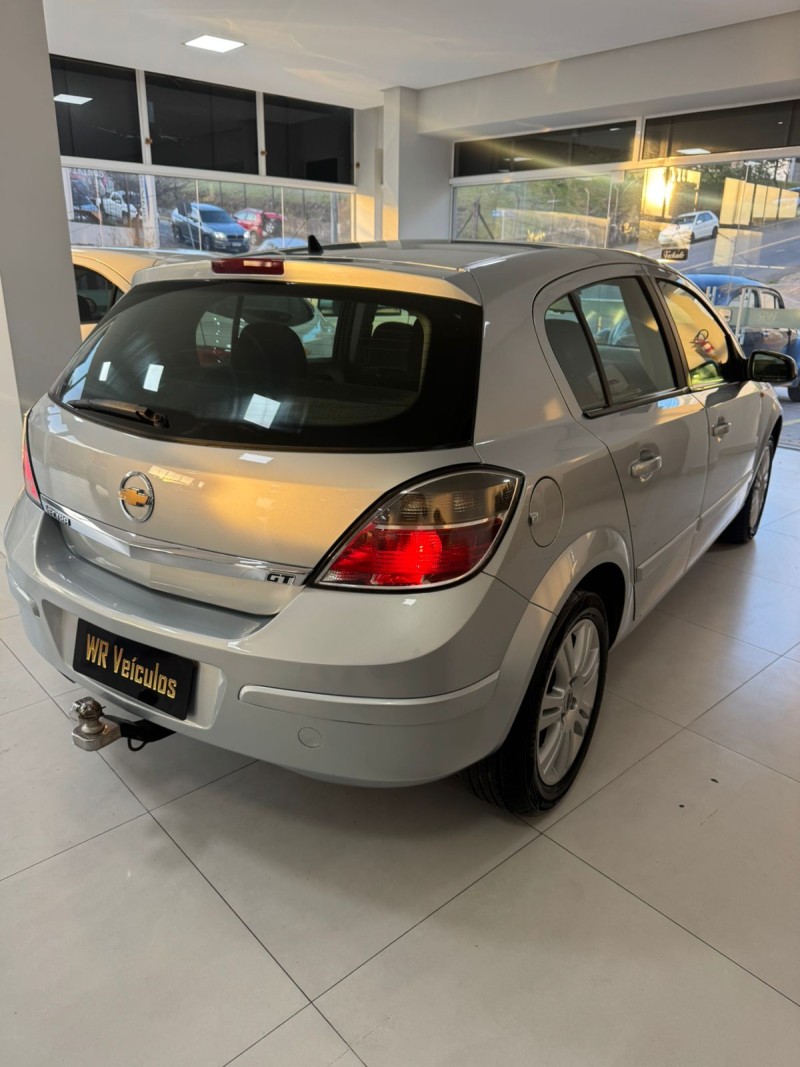 VECTRA 2.0 MPFI GT HATCH 8V FLEX 4P MANUAL - 2008 - BENTO GONçALVES