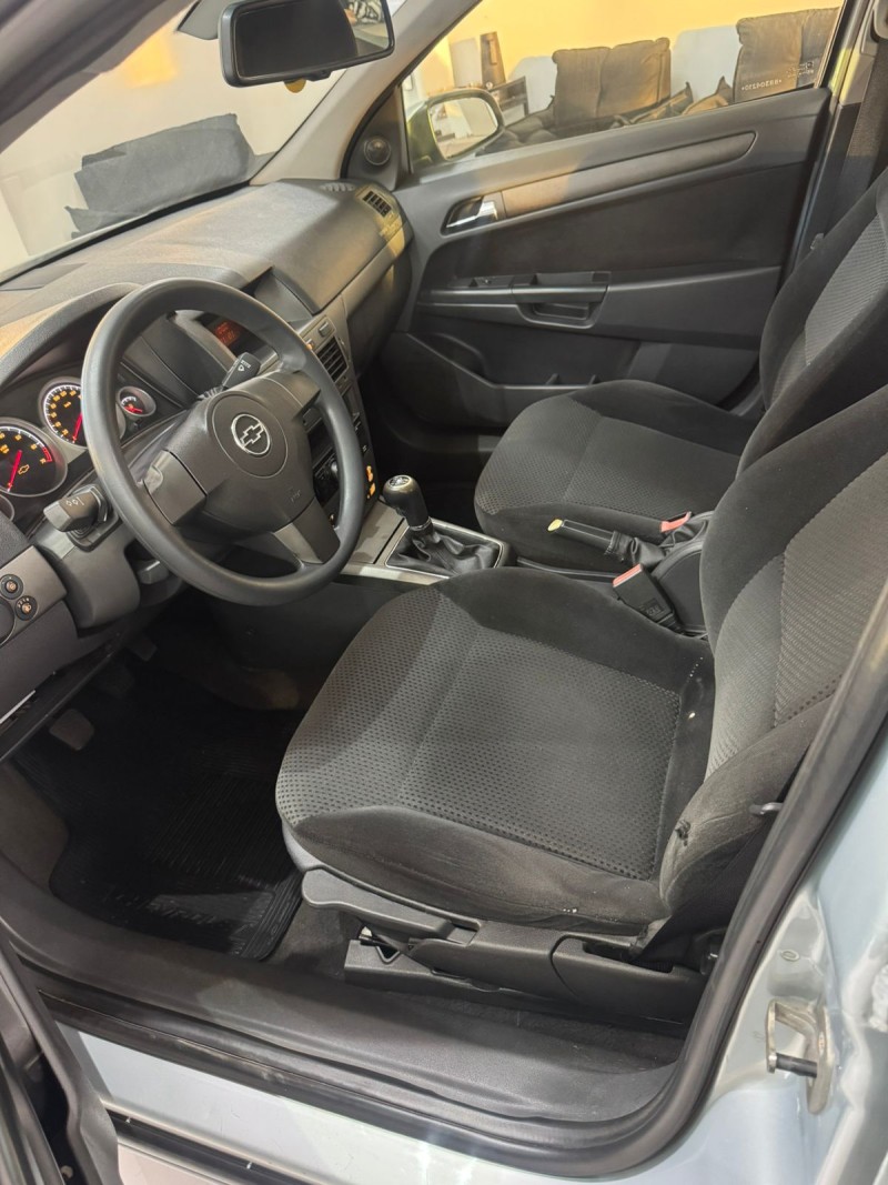 VECTRA 2.0 MPFI GT HATCH 8V FLEX 4P MANUAL - 2008 - BENTO GONçALVES