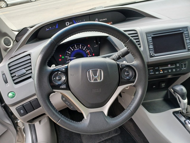 CIVIC 2.0 EXR 16V FLEX 4P AUTOMÁTICO - 2014 - FARROUPILHA