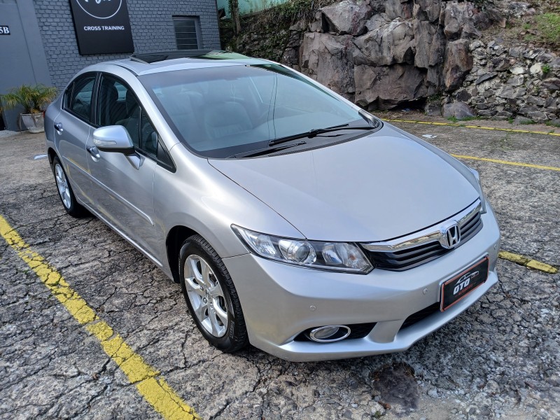 CIVIC 2.0 EXR 16V FLEX 4P AUTOMÁTICO - 2014 - FARROUPILHA