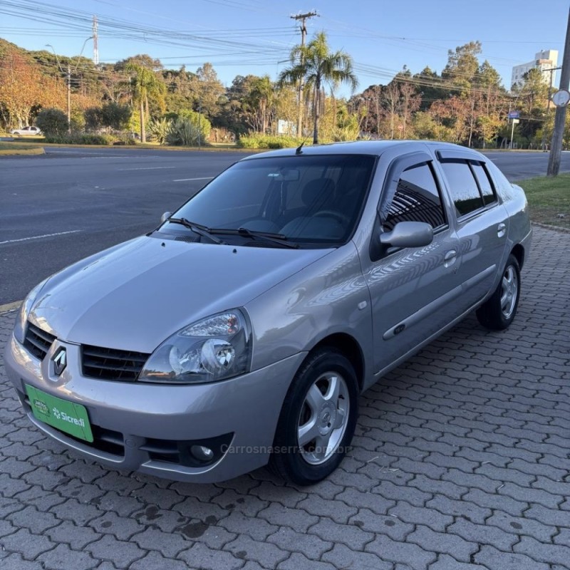 CLIO 1.6 PRIVILÉGE SEDAN 16V FLEX 4P MANUAL