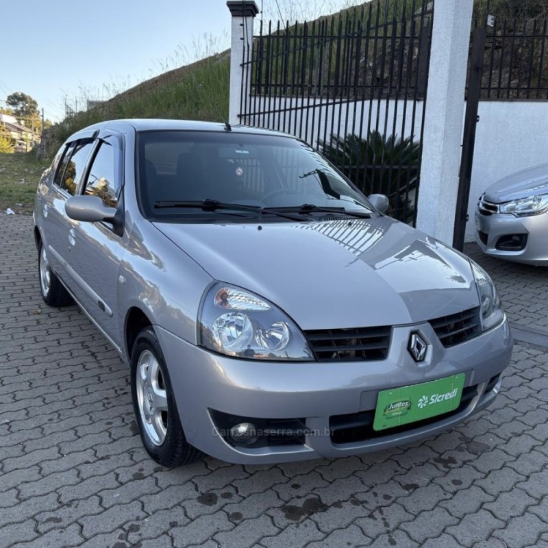 CLIO 1.6 PRIVILÉGE SEDAN 16V FLEX 4P MANUAL - 2006 - CAXIAS DO SUL