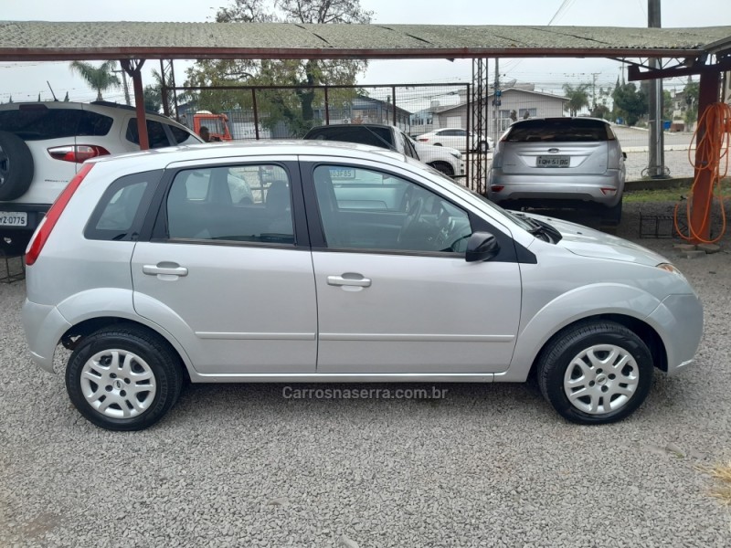 FIESTA 1.6 MPI 8V GASOLINA 4P MANUAL - 2008 - VERANóPOLIS