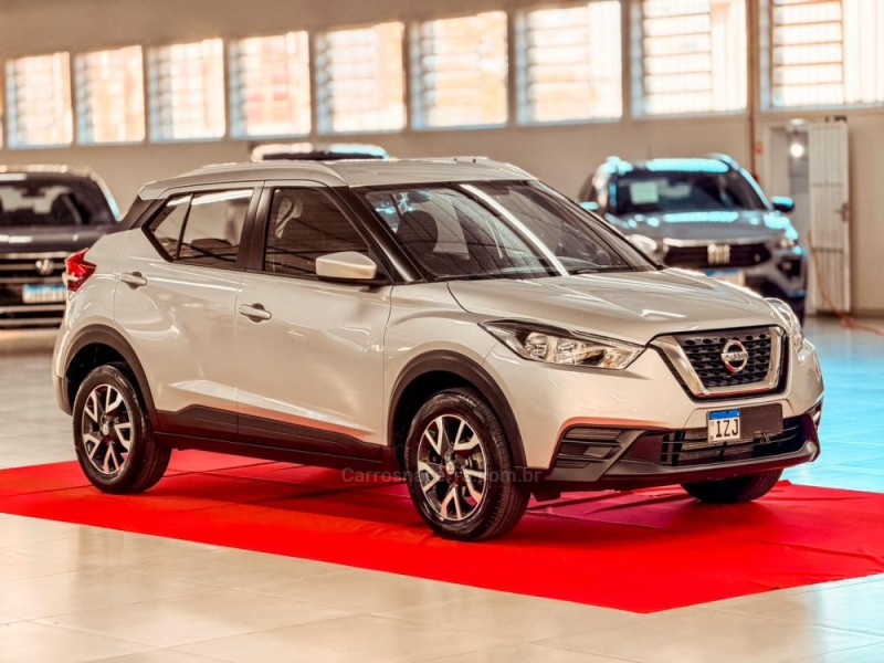 KICKS 1.6 16V FLEX S 4P MANUAL - 2020 - NOVA PRATA