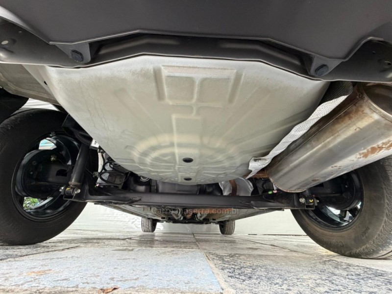 KICKS 1.6 16V FLEX S 4P MANUAL - 2020 - NOVA PRATA
