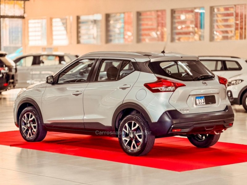 KICKS 1.6 16V FLEX S 4P MANUAL - 2020 - NOVA PRATA