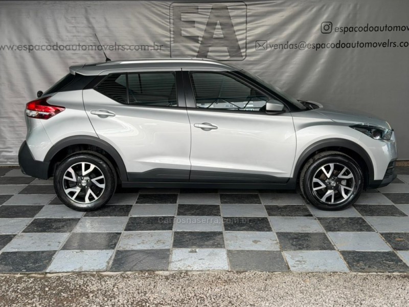 KICKS 1.6 16V FLEX S 4P MANUAL - 2020 - NOVA PRATA