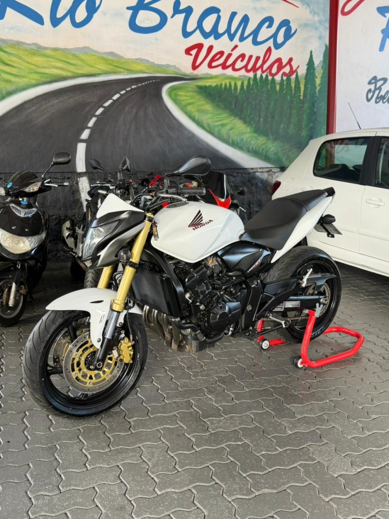 CB 600F HORNET - 2013 - CAXIAS DO SUL
