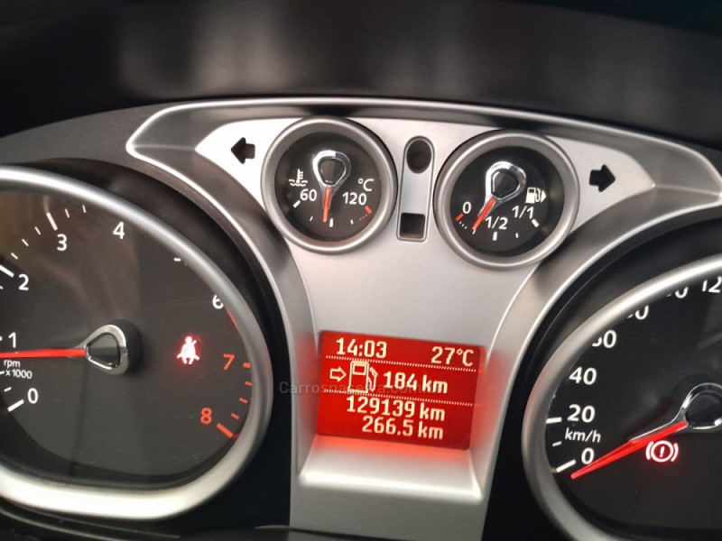 FOCUS 1.6 S 16V FLEX 4P MANUAL - 2013 - VERANóPOLIS