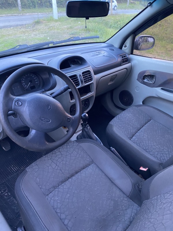 CLIO 1.0 RN SEDAN 16V GASOLINA 4P MANUAL - 2004 - CAXIAS DO SUL