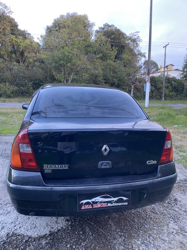 CLIO 1.0 RN SEDAN 16V GASOLINA 4P MANUAL - 2004 - CAXIAS DO SUL