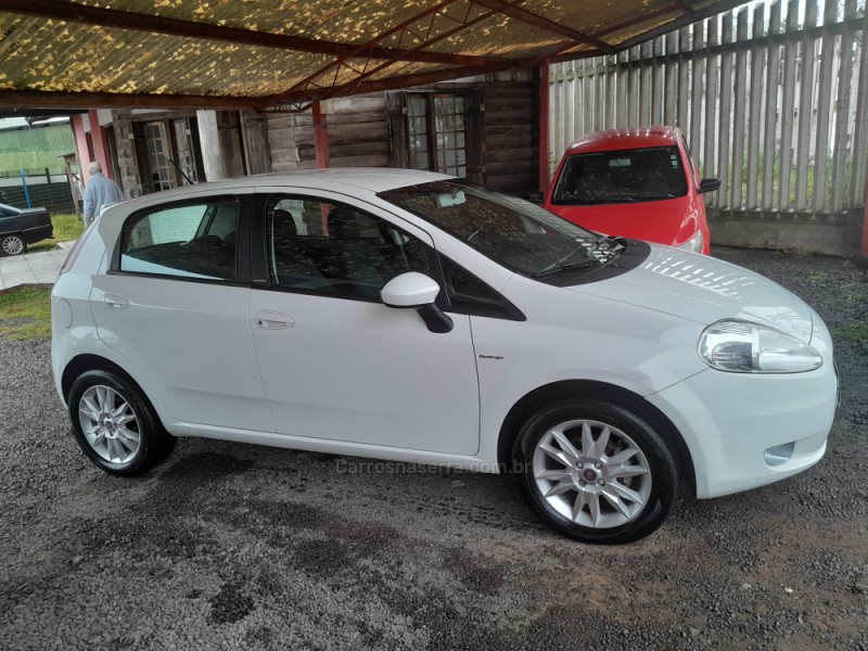 PUNTO 1.6 ESSENCE 16V FLEX 4P AUTOMATIZADO - 2012 - VERANóPOLIS
