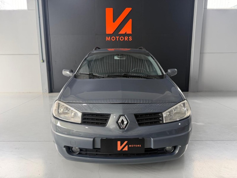 MÉGANE 1.6 DYNAMIQUE GRAND TOUR 16V FLEX 4P MANUAL - 2013 - CARLOS BARBOSA