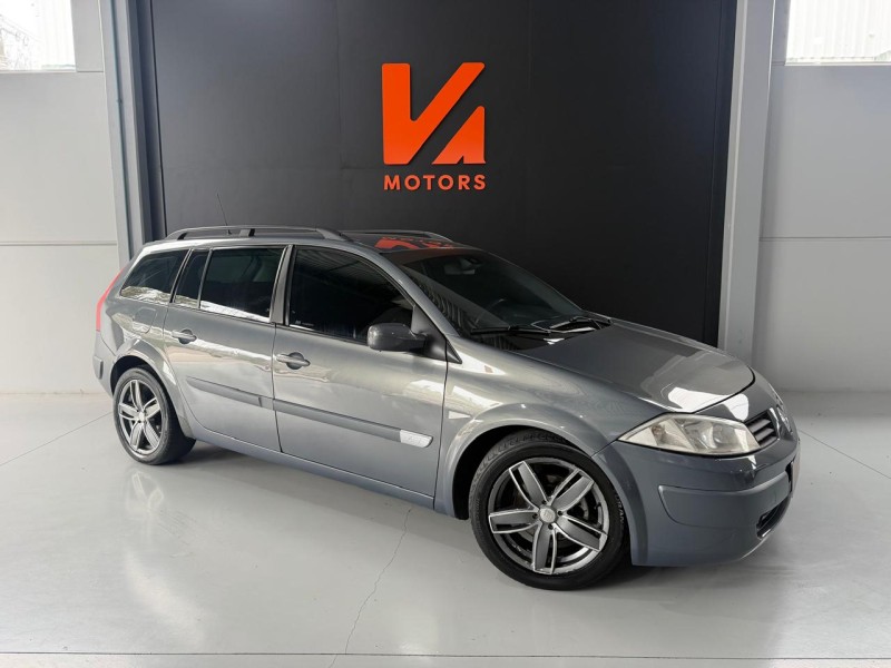 MÉGANE 1.6 DYNAMIQUE GRAND TOUR 16V FLEX 4P MANUAL
