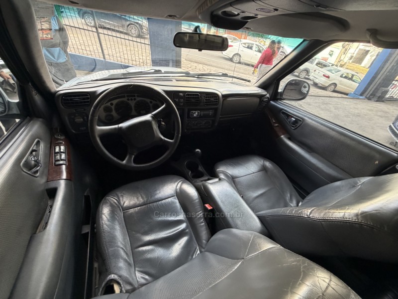 S10 2.8 EXECUTIVE 4X4 CD 12V TURBO INTERCOOLER DIESEL 4P MANUAL - 2006 - CAXIAS DO SUL