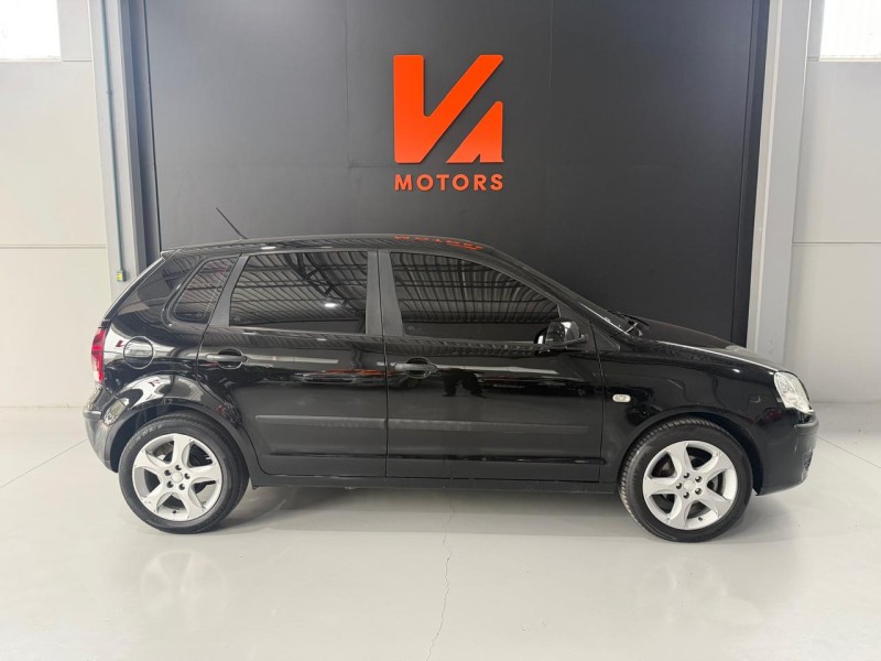 POLO 1.6 MI 8V FLEX 4P MANUAL - 2009 - CARLOS BARBOSA