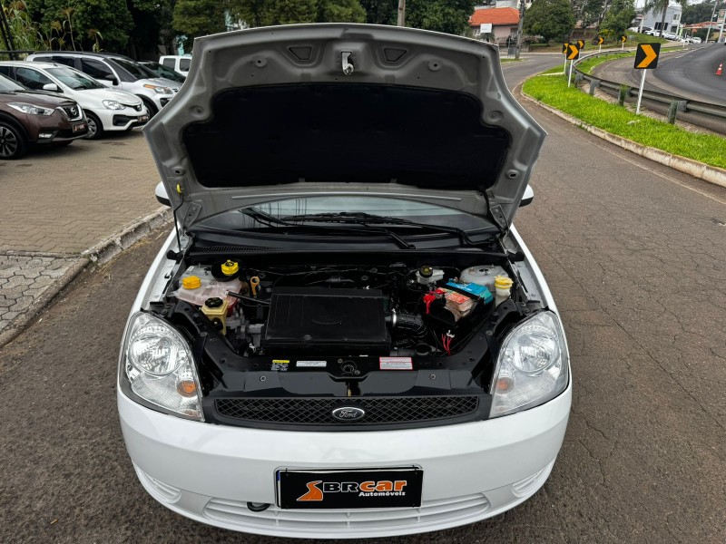 FIESTA 1.0 MPI SEDAN 8V FLEX 4P MANUAL - 2007 - DOIS IRMãOS
