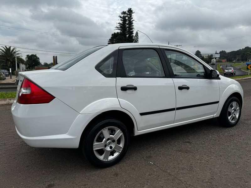 FIESTA 1.0 MPI SEDAN 8V FLEX 4P MANUAL - 2007 - DOIS IRMãOS