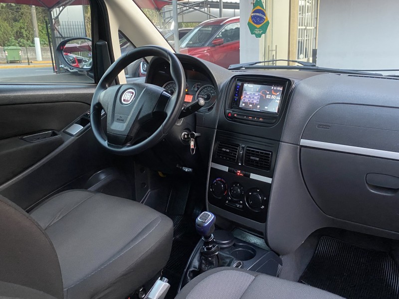IDEA 1.4 MPI ATTRACTIVE 8V FLEX 4P MANUAL - 2013 - CARLOS BARBOSA