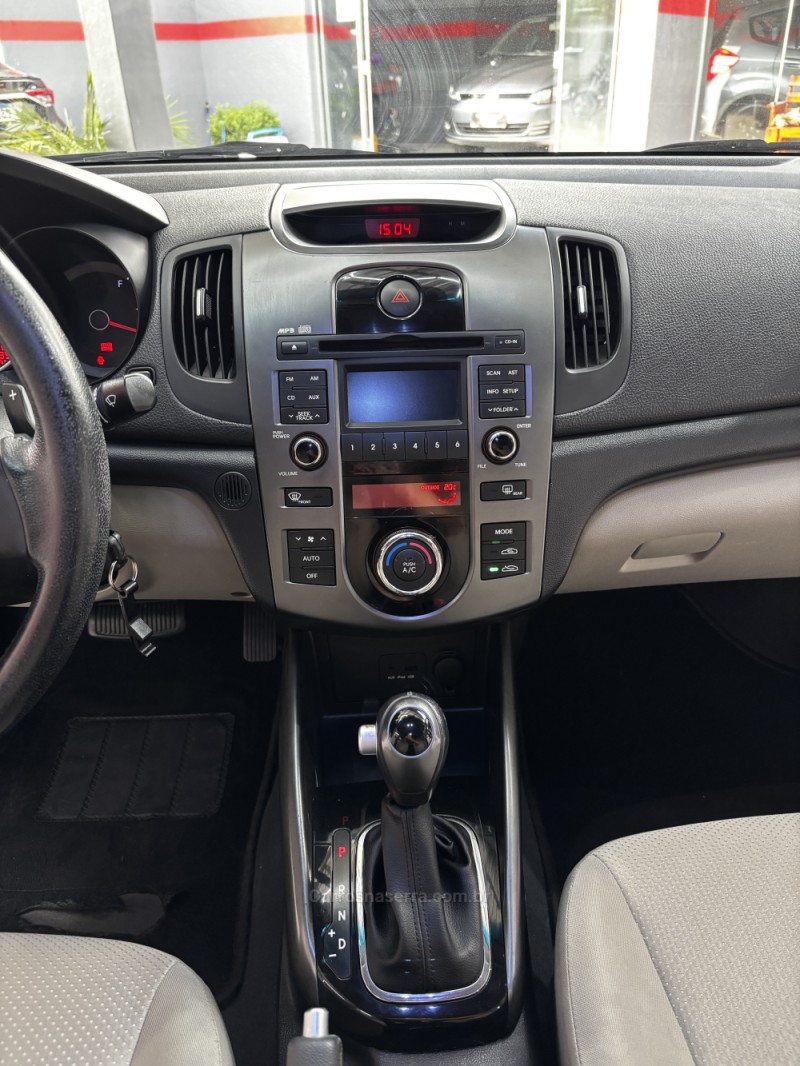CERATO 1.6 SX 16V FLEX 4P MANUAL - 2012 - HARMONIA