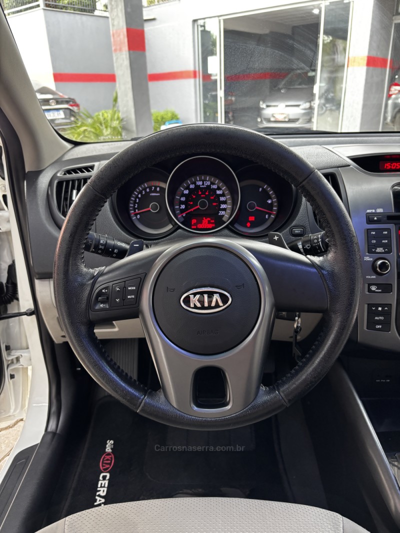 CERATO 1.6 SX 16V FLEX 4P MANUAL - 2012 - HARMONIA