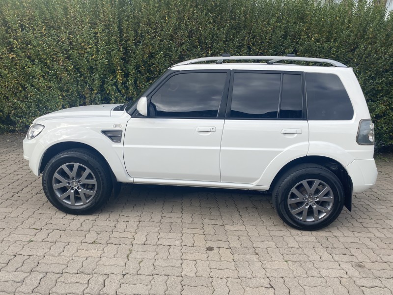 PAJERO TR4 2.0 4X2 16V 140CV FLEX 4P MANUAL - 2013 - CAXIAS DO SUL