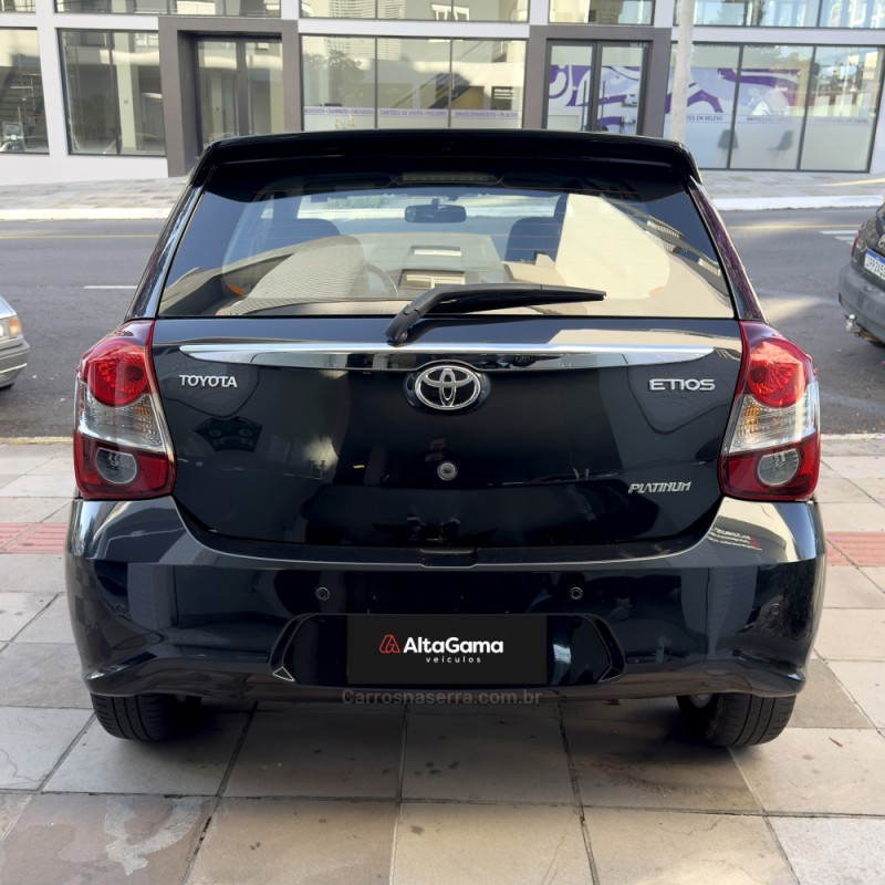 ETIOS 1.5 PLATINUM 16V FLEX 4P AUTOMÁTICO - 2018 - FLORES DA CUNHA