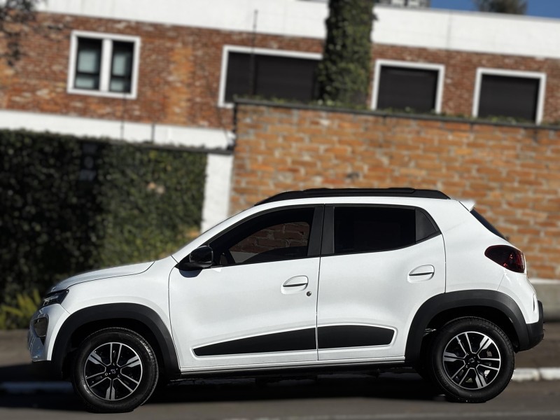 KWID 1.0 12V SCE FLEX INTENSE MANUAL - 2025 - FARROUPILHA