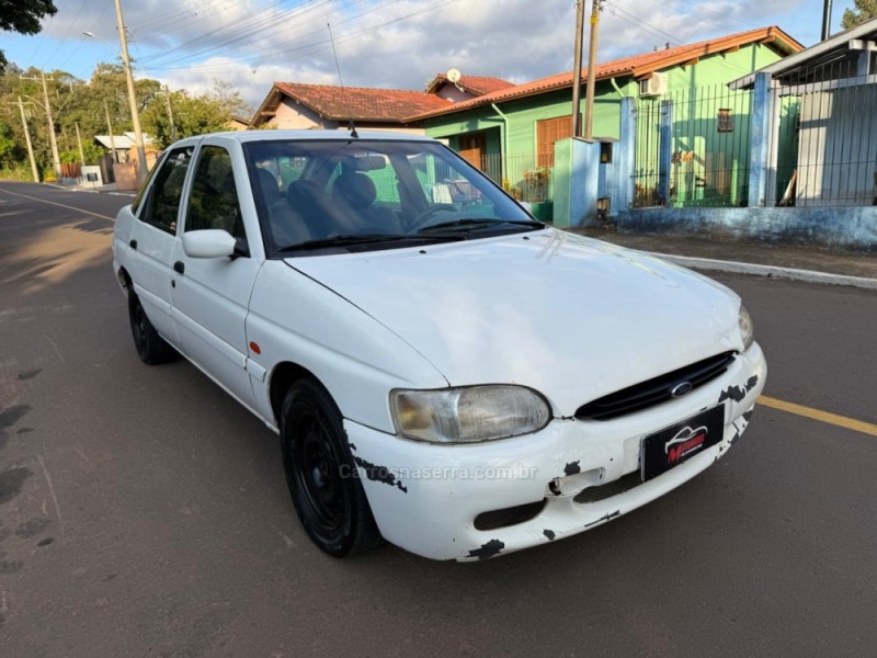 ESCORT 1.6 I GLX 8V GASOLINA 2P MANUAL - 1998 - IVOTI