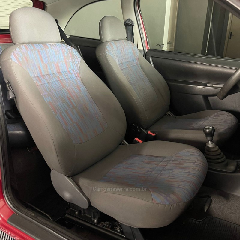 CELTA 1.0 MPFI SPIRIT 8V FLEX 2P MANUAL - 2011 - PORTãO