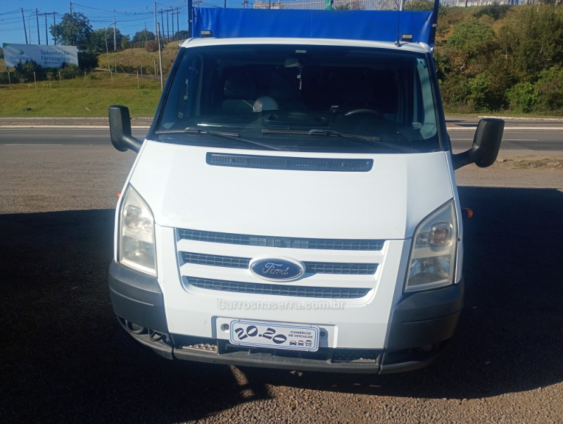 TRANSIT 2.4 CHASSI TURBO DIESEL 2P MANUAL - 2011 - FARROUPILHA