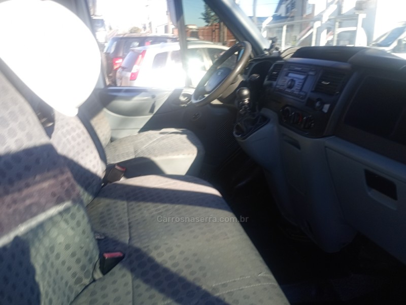 TRANSIT 2.4 CHASSI TURBO DIESEL 2P MANUAL - 2011 - FARROUPILHA