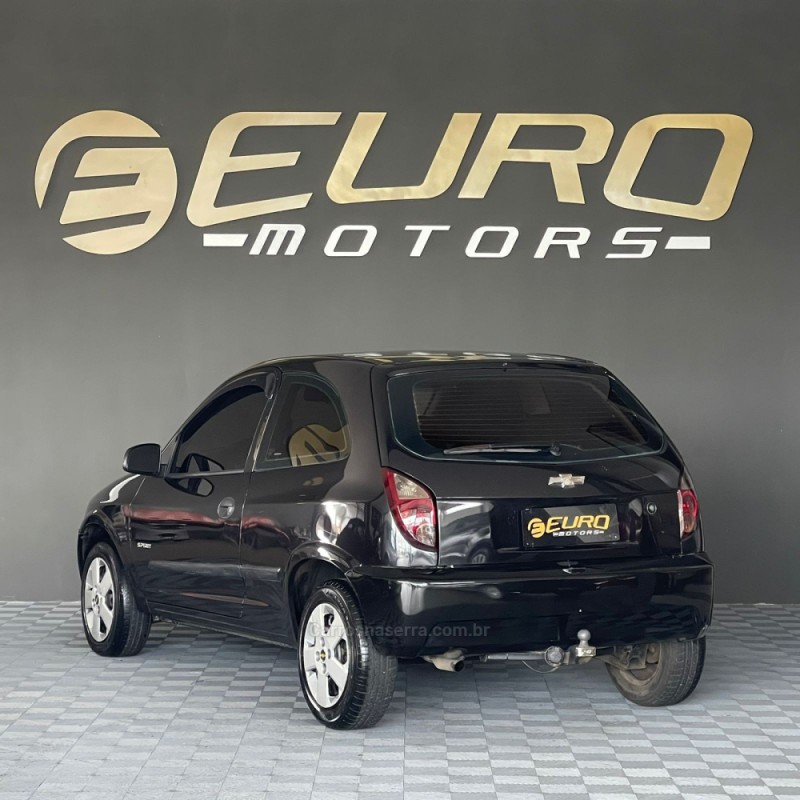 CELTA 1.0 MPFI SPIRIT 8V FLEX 2P MANUAL - 2008 - PORTãO