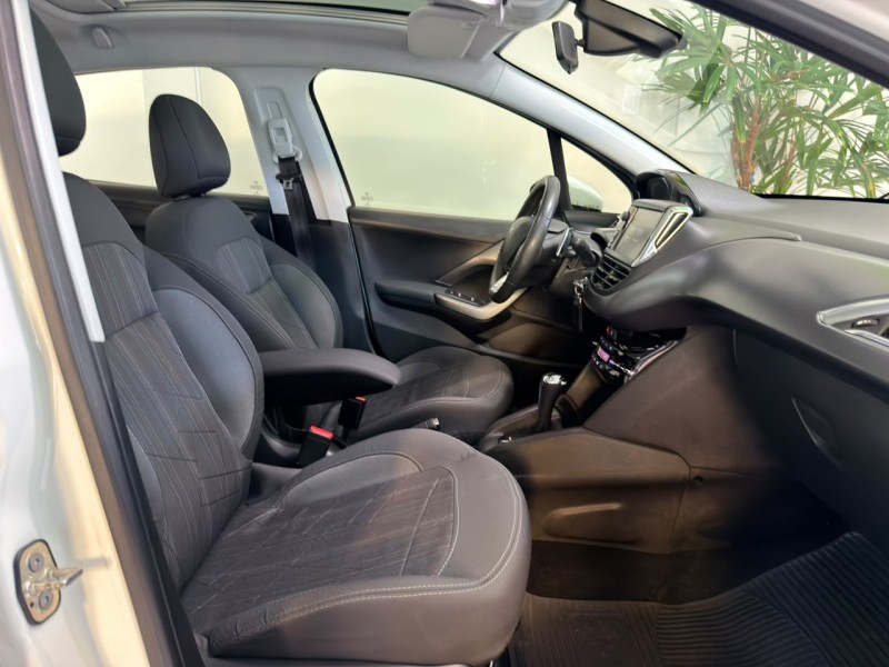 208 1.6 GRIFFE 16V FLEX 4P AUTOMÁTICO - 2016 - CAXIAS DO SUL