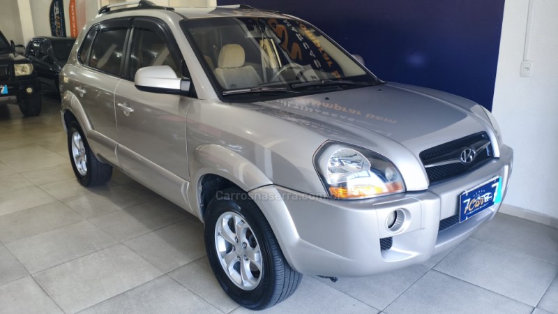 TUCSON 2.0 MPFI GLS TOP 16V 143CV 2WD FLEX 4P AUTOMÁTICO - 2010 - ANTôNIO PRADO