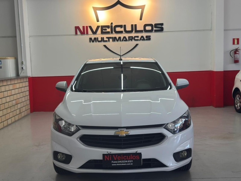 ONIX 1.4 MPFI LT 8V FLEX 4P MANUAL - 2017 - CAXIAS DO SUL