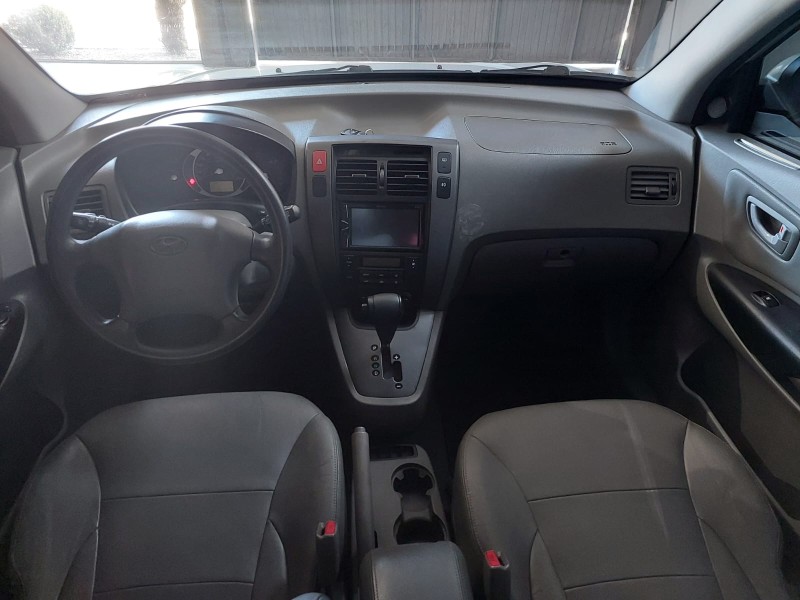 TUCSON 2.0 MPFI GLS 16V 143CV 2WD FLEX 4P AUTOMÁTICO - 2013 - SãO SEBASTIãO DO CAí