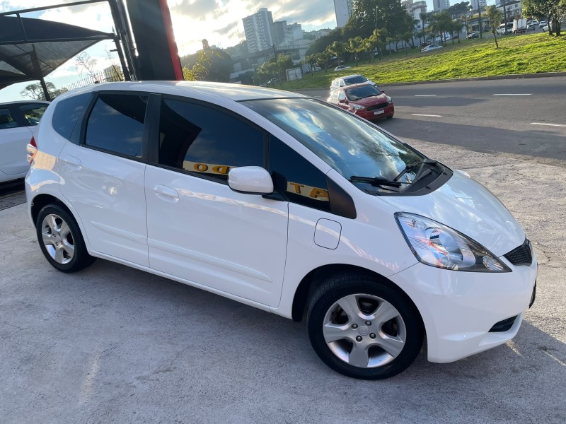 fit 1.4 lxl 8v gasolina 4p manual 2011 caxias do sul