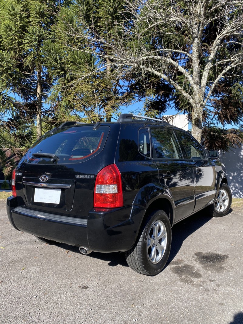 TUCSON 2.0 MPFI GLS 16V 143CV 2WD GASOLINA 4P AUTOMÁTICO - 2010 - FARROUPILHA