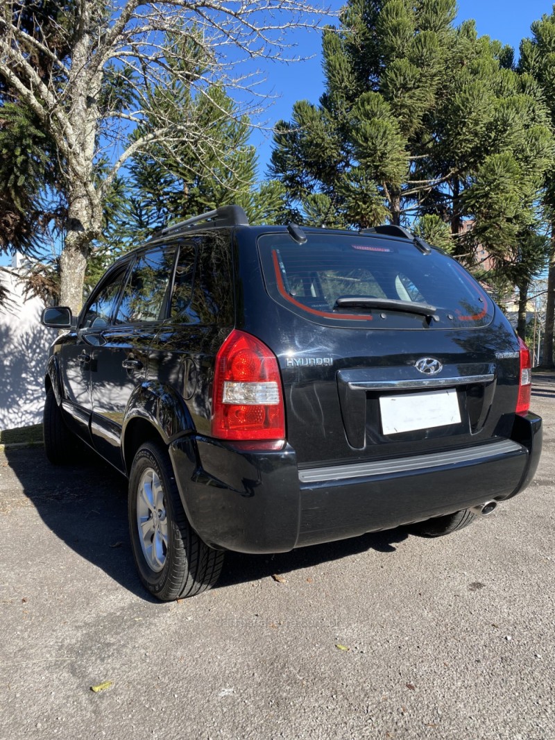 TUCSON 2.0 MPFI GLS 16V 143CV 2WD GASOLINA 4P AUTOMÁTICO - 2010 - FARROUPILHA