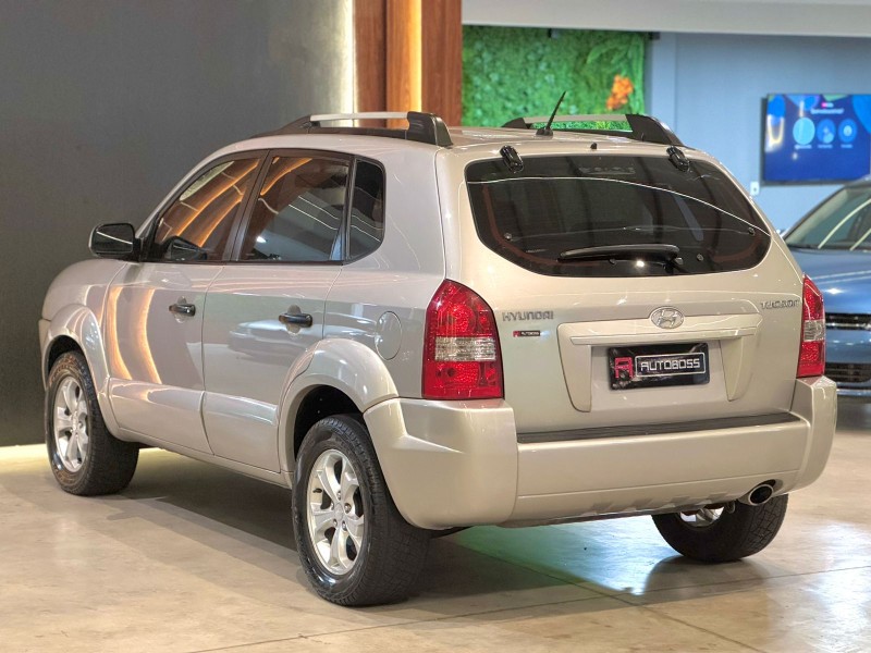 TUCSON 2.0 MPFI GL 16V 2WD GASOLINA 4P AUTOMÁTICO - 2010 - NOVO HAMBURGO
