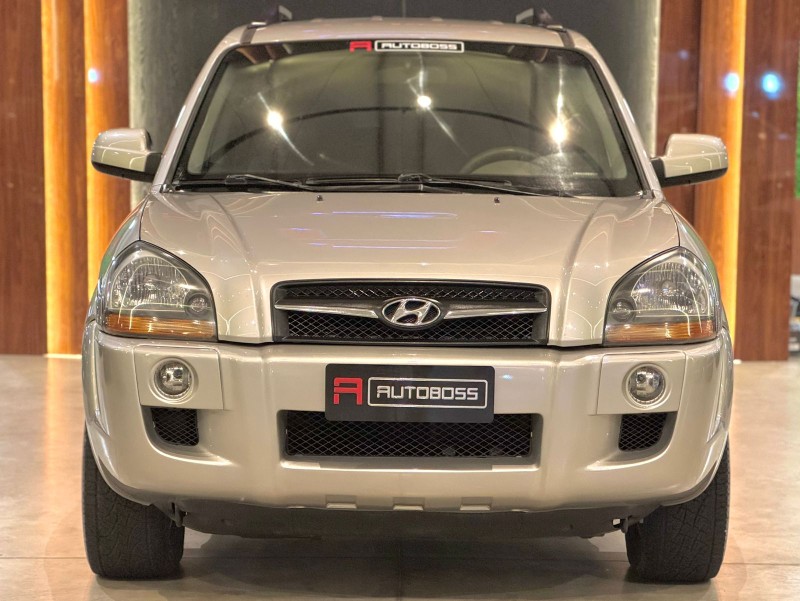 TUCSON 2.0 MPFI GL 16V 2WD GASOLINA 4P AUTOMÁTICO - 2010 - NOVO HAMBURGO