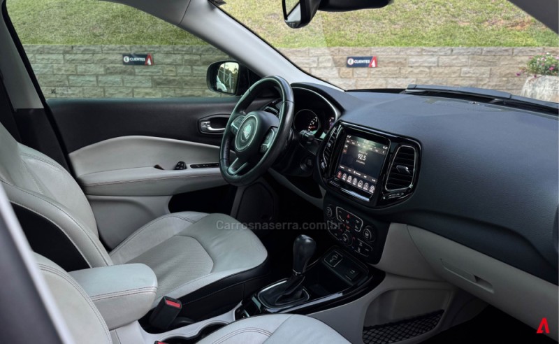 COMPASS 2.0 16V FLEX LIMITED AUTOMÁTICO - 2018 - GARIBALDI