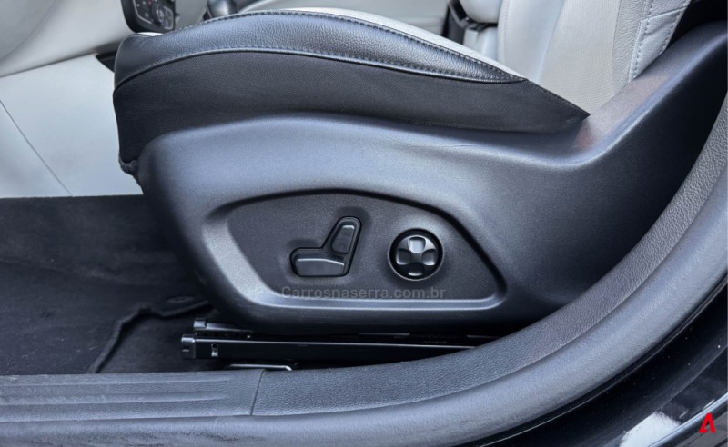 COMPASS 2.0 16V FLEX LIMITED AUTOMÁTICO - 2018 - GARIBALDI